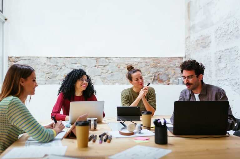 Read more about the article How to Generate $100+ Business Sales in Less than 2 Weeks. Not magic – Discover how? So, you can get the same result.